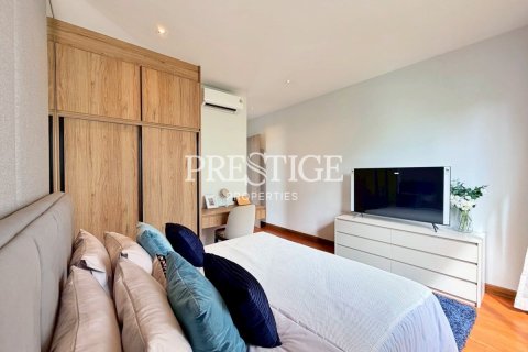 House in Pattaya, Thailand 3 bedrooms № 197823 - photo 24