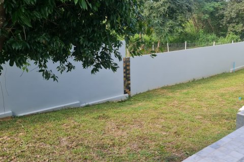 Villa in Chiang Rai, Thailand 3 bedrooms № 171744 - photo 24