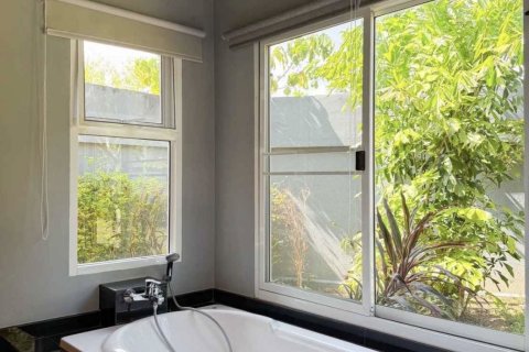 Villa in Phuket, Thailand 3 bedrooms № 171743 - photo 23