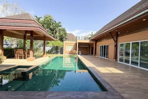 Villa in Phuket, Thailand 3 bedrooms № 171743 - photo 20