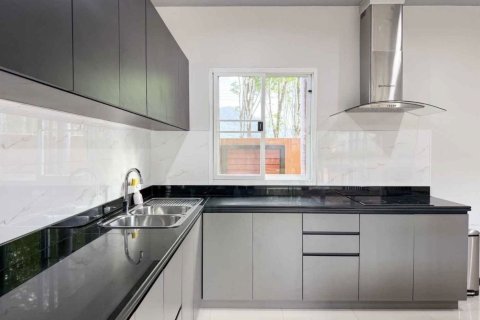 Villa in Phuket, Thailand 3 bedrooms № 171743 - photo 16