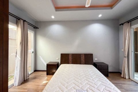 Villa in Phuket, Thailand 3 bedrooms № 171743 - photo 5