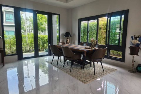 House in Ko Kaeo, Thailand 3 bedrooms № 146771 - photo 10