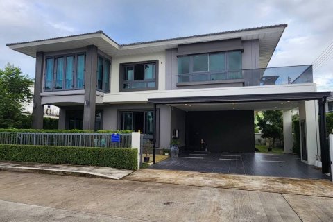 House in Ko Kaeo, Thailand 3 bedrooms № 146771 - photo 1