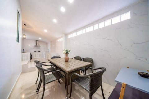 Villa in Pattaya, Thailand 5 bedrooms № 146775 - photo 6