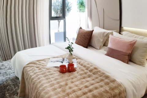 Студия в кондо в Ваттхане, Бангкок, Таиланд № 136399 - фото 2