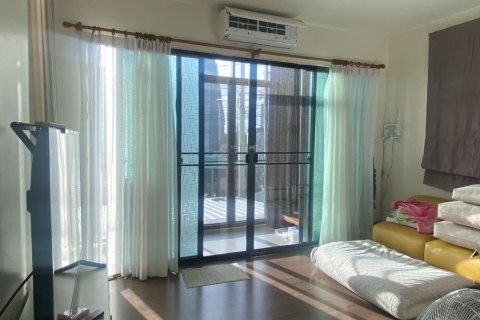 Townhouse in Bang Bua Thong, Thailand 3 bedrooms № 136394 - photo 12