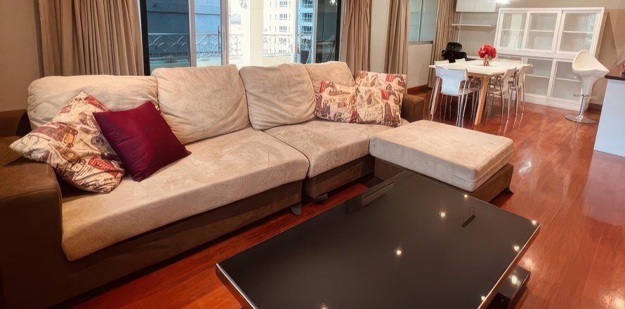 Квартира в Паттайе, Таиланд с 4 комнатами  № 155622