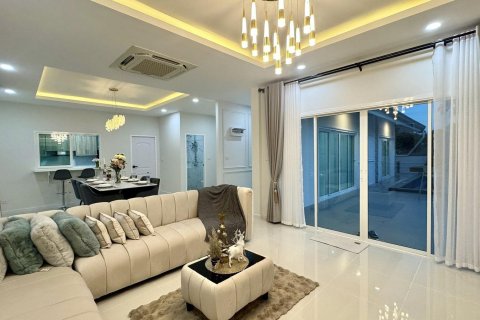 Maison à Pattaya, Thaïlande 3 chambres № 155621 - photo 9