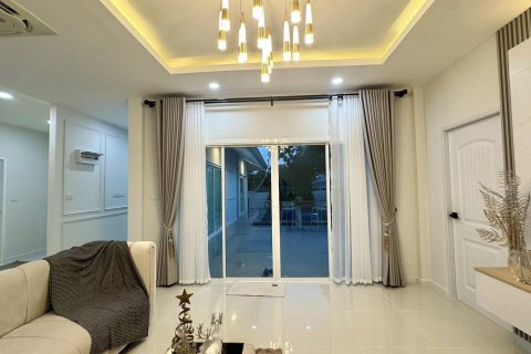 Maison à Pattaya, Thaïlande 3 chambres № 155621 - photo 13