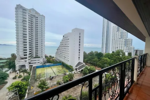 Appartement à Pattaya, Thaïlande 3 chambres № 155618 - photo 2