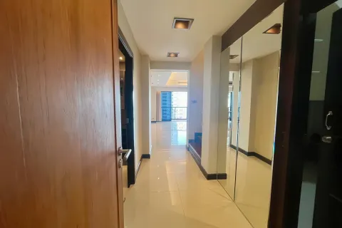 Appartement à Pattaya, Thaïlande 3 chambres № 155618 - photo 8