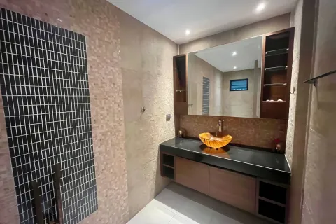 Appartement à Pattaya, Thaïlande 3 chambres № 155618 - photo 10