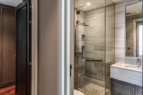 Condo in Watthana, Bangkok, Thailand, 2 bedrooms  № 161230 - photo 5