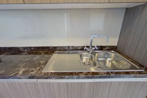 Condo in Watthana, Bangkok, Thailand, 2 bedrooms  № 161227 - photo 3