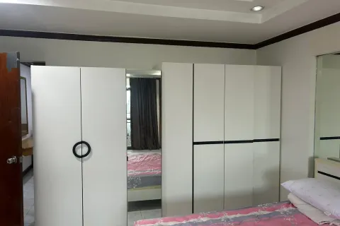 Condo in Watthana, Bangkok, Thailand, 2 bedrooms  № 161226 - photo 17