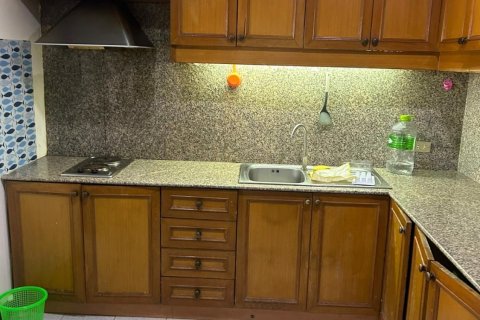 Condo in Watthana, Bangkok, Thailand, 2 bedrooms  № 161226 - photo 3