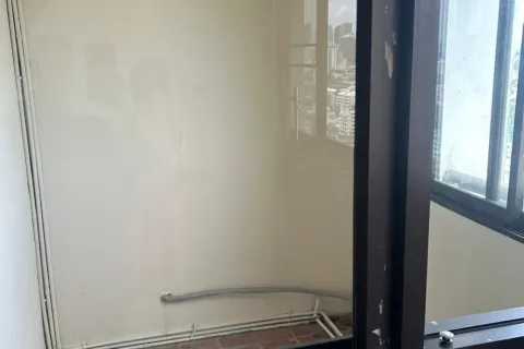 Condo in Watthana, Bangkok, Thailand, 2 bedrooms  № 161226 - photo 19