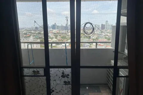 Condo in Watthana, Bangkok, Thailand, 2 bedrooms  № 161226 - photo 14