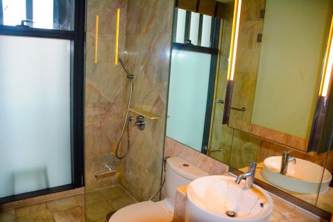 Condo in Sathon, Bangkok, Thailand, 3 bedrooms № 142620 - photo 16