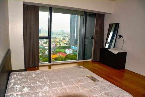 Condo in Sathon, Bangkok, Thailand, 3 bedrooms № 142620 - photo 10