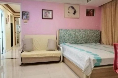 Condo in Watthana, Bangkok, Thailand, 3 bedrooms  № 158634 - photo 9