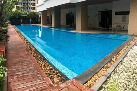 Condo in Khlong Toei, Bangkok, Thailand, 3 bedrooms  № 158636 - photo 17