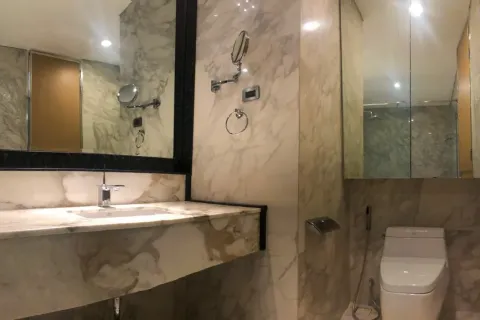 Condo in Khlong Toei, Bangkok, Thailand, 3 bedrooms  № 158636 - photo 13