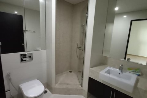 Condo in Bangkok, Thailand, 3 bedrooms  № 157563 - photo 4