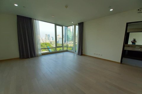 Condo in Bangkok, Thailand, 3 bedrooms  № 157563 - photo 7