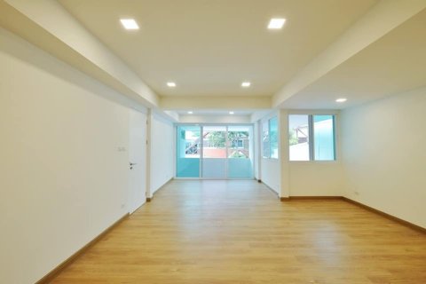 Condo à Bangkok, Thaïlande, 3 chambres № 157566 - photo 18