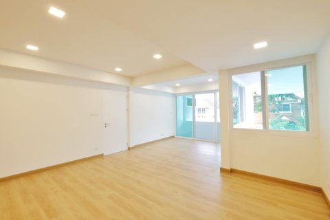 Condo à Bangkok, Thaïlande, 3 chambres № 157566 - photo 15