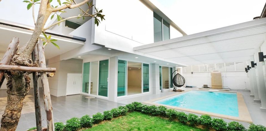 Condo à Bangkok, Thaïlande, 3 chambres № 157566