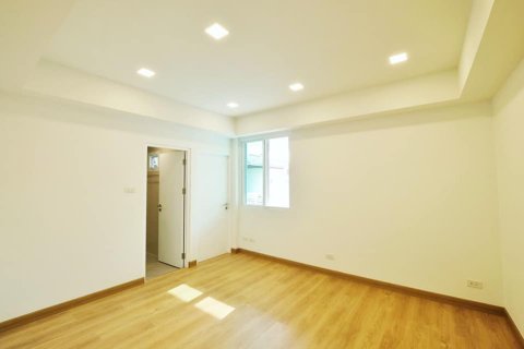 Condo à Bangkok, Thaïlande, 3 chambres № 157566 - photo 8