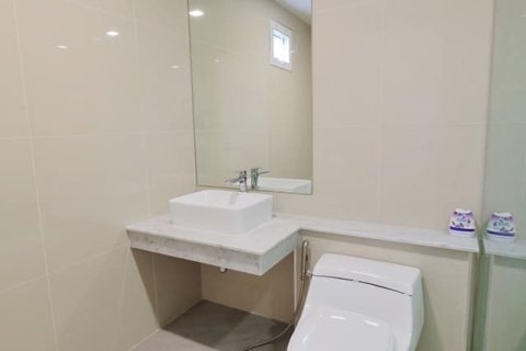 Condo à Bangkok, Thaïlande, 3 chambres № 157566 - photo 12