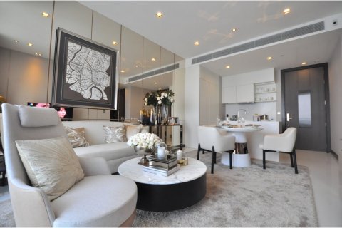 Condo in Bangkok, Thailand, 3 bedrooms  № 134438 - photo 3