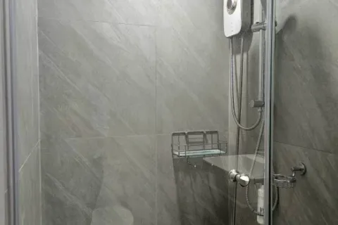 Eigentumswohnung in Bang Rak, Bangkok, Thailand, 2 Schlafzimmer  № 218947 - Foto 14