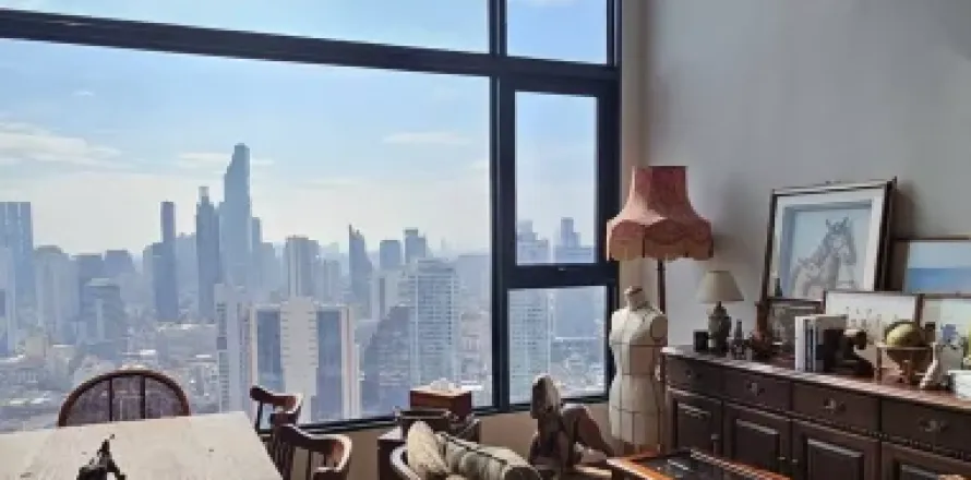 Duplex in Bang Rak, Bangkok, Thailand 2 Schlafzimmer № 218946