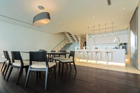 Villa in Rawai, Thailand 3 bedrooms № 152558 - photo 6