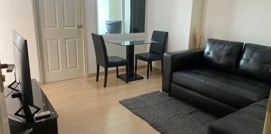 Studio in the Condo in Bang Rak, Bangkok, Thailand № 167882