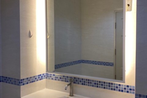 Studio in the Condo in Bang Rak, Bangkok, Thailand № 167882 - photo 10