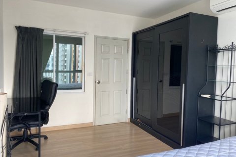 Studio in the Condo in Bang Rak, Bangkok, Thailand № 167882 - photo 17