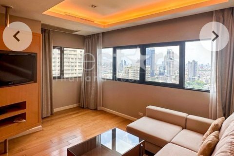 Studio in the Condo in Sathon, Bangkok, Thailand  № 167883 - photo 3
