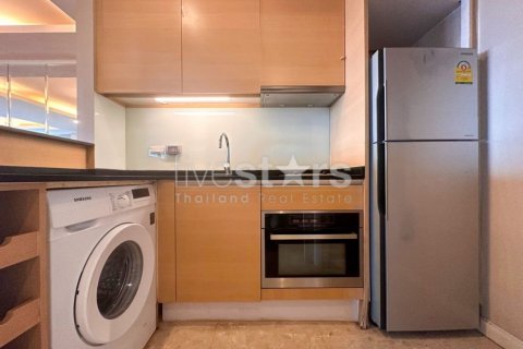 Studio in the Condo in Sathon, Bangkok, Thailand  № 167883 - photo 7