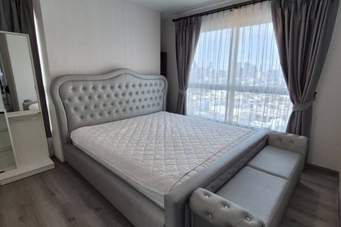 Condo in Sathon, Bangkok, Thailand, 2 bedrooms  № 142176 - photo 16