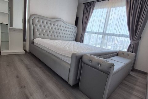 Condo in Sathon, Bangkok, Thailand, 2 bedrooms  № 142176 - photo 14