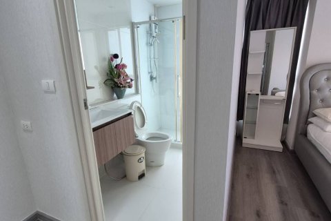 Condo in Sathon, Bangkok, Thailand, 2 bedrooms  № 142176 - photo 13