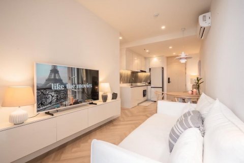 Condo in Watthana, Bangkok, Thailand, 2 bedrooms № 136697 - photo 1