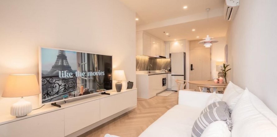 Condo in Watthana, Bangkok, Thailand, 2 bedrooms № 136697