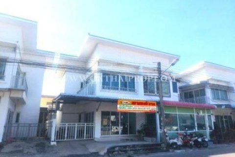 Таунхаус в Сам Пхране, Таиланд с 2 спальнями № 154100 - фото 1